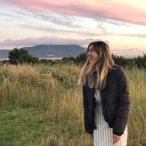 Meet your Posher, Angela